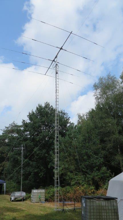 Der Beam auf dem Mast